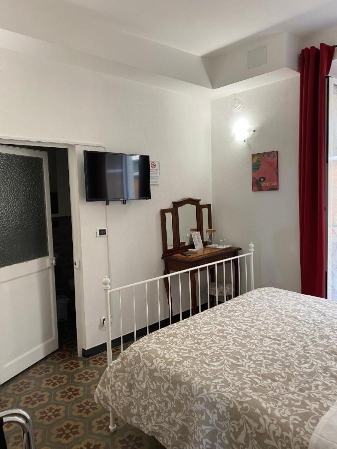 Dormire Dai Grimaldi Bed & Breakfast *